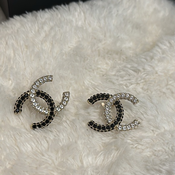 Chanel CC Logo 2 Tone Earrings - Picture 1 of 8